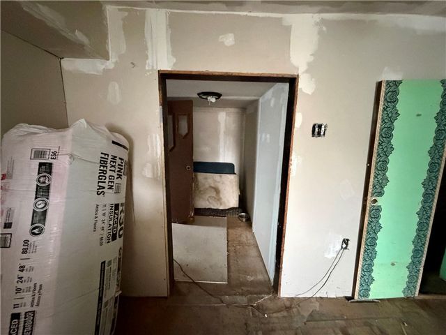 118 Branthoover St, Belle Vernon, PA 15012