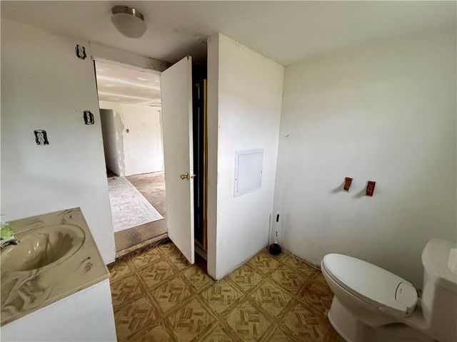 118 Branthoover St, Belle Vernon, PA 15012