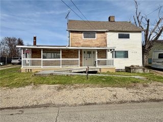 118 Branthoover St, Belle Vernon, PA 15012