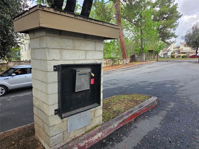 1974 E Lynwood 2f, San Bernardino, CA 92404