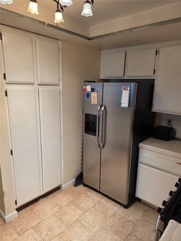 1974 E Lynwood 2f, San Bernardino, CA 92404