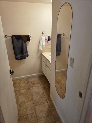 1974 E Lynwood 2f, San Bernardino, CA 92404