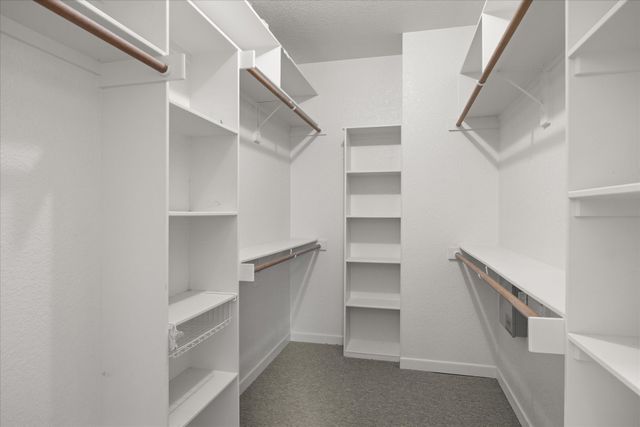 211 Turner Circle, Granbury, TX 76048