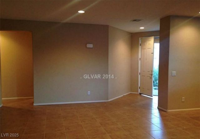 7112 Whitford Street, Las Vegas, NV 89166