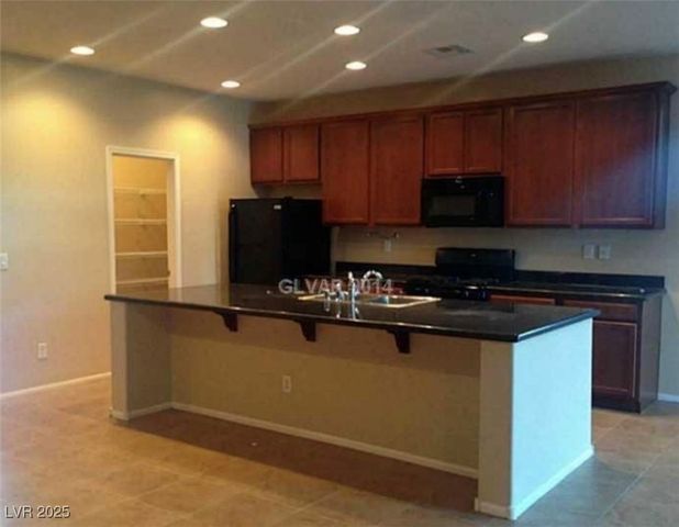 7112 Whitford Street, Las Vegas, NV 89166