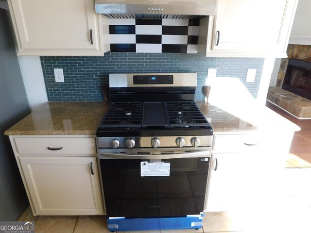 2783 Mill Lake Way, Morrow, GA 30260