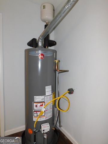 2783 Mill Lake Way, Morrow, GA 30260