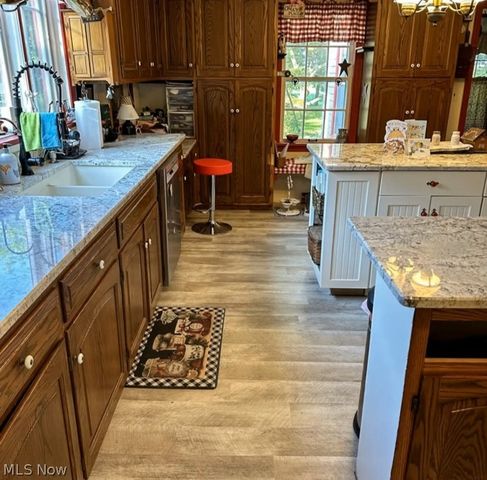 6795 Wadsworth Road, Medina, OH 44256