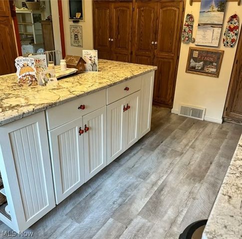 6795 Wadsworth Road, Medina, OH 44256