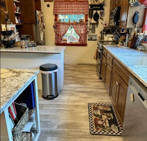6795 Wadsworth Road, Medina, OH 44256