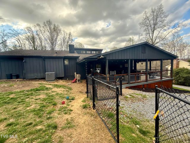 106 Revere Circle, Elizabethton, TN 37643