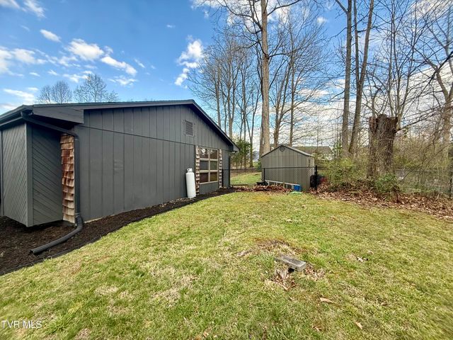 106 Revere Circle, Elizabethton, TN 37643