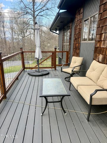 106 Revere Circle, Elizabethton, TN 37643