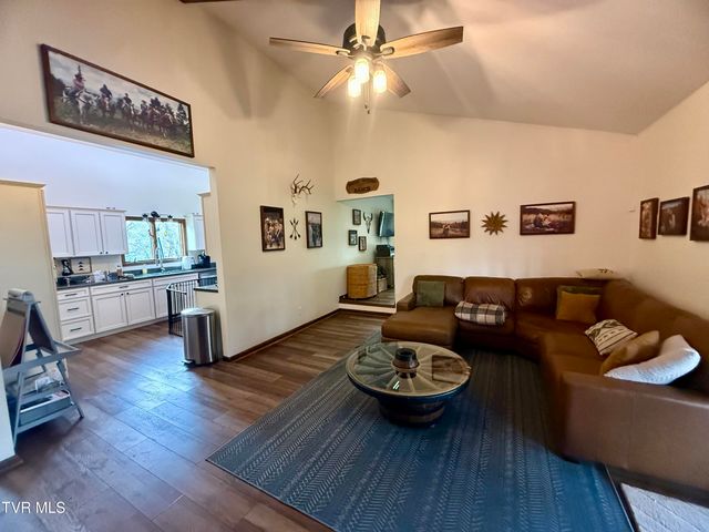 106 Revere Circle, Elizabethton, TN 37643