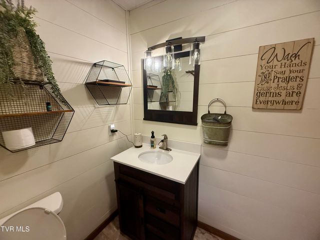 106 Revere Circle, Elizabethton, TN 37643