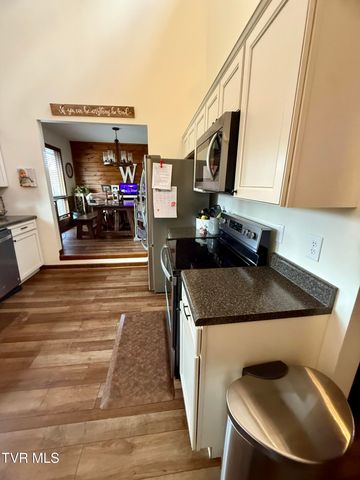 106 Revere Circle, Elizabethton, TN 37643