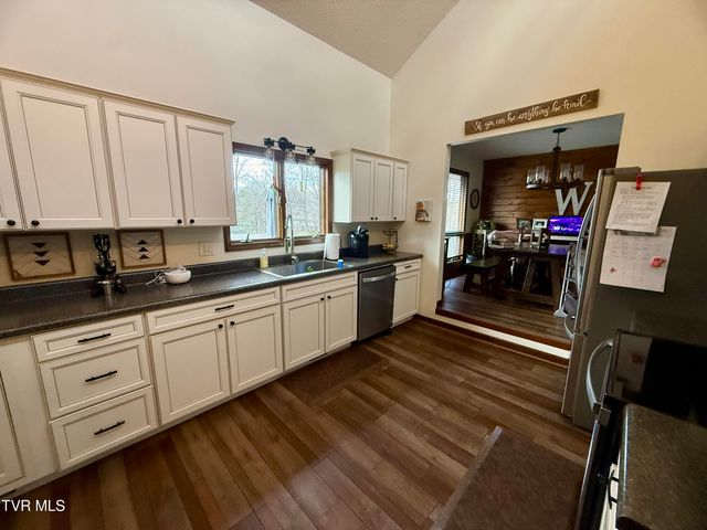 106 Revere Circle, Elizabethton, TN 37643