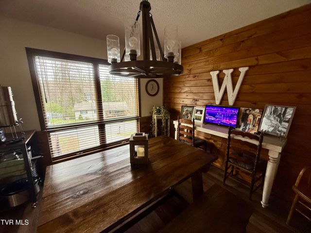 106 Revere Circle, Elizabethton, TN 37643