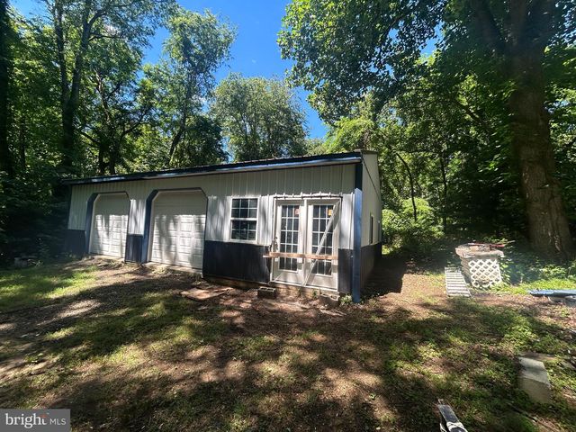 121 1ST AVE, Betterton, MD 21610