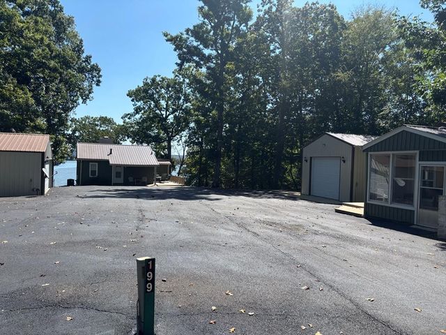 199 Argyle Rd, Camden, TN 38320