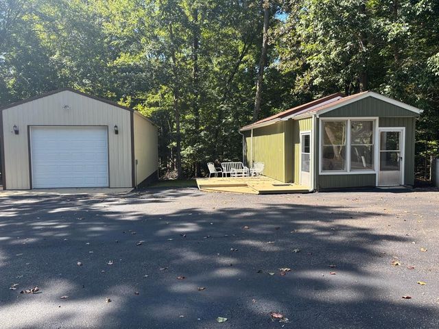 199 Argyle Rd, Camden, TN 38320