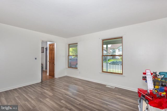 41 WHEATON DR, Littlestown, PA 17340