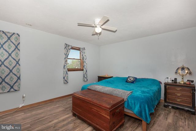 41 WHEATON DR, Littlestown, PA 17340