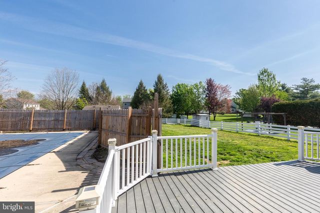 41 WHEATON DR, Littlestown, PA 17340