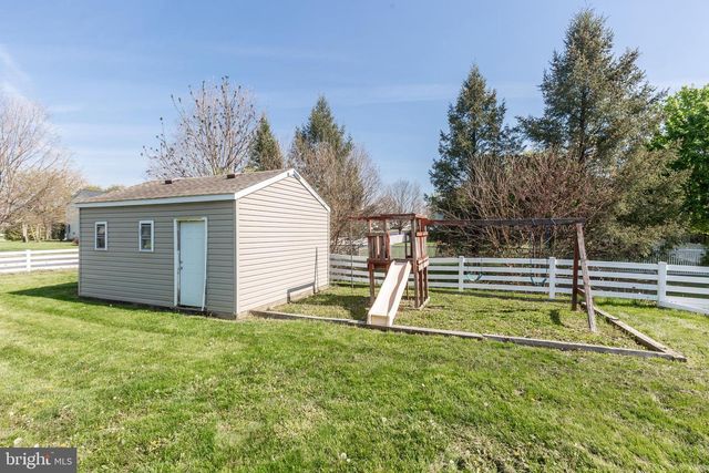 41 WHEATON DR, Littlestown, PA 17340