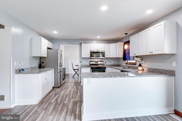41 WHEATON DR, Littlestown, PA 17340