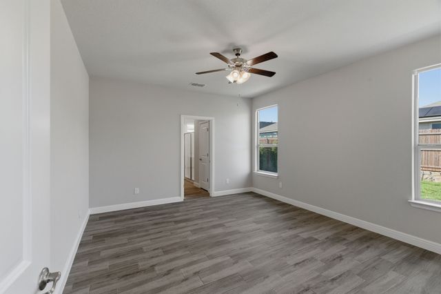 733 Wilmott Terrace, Fort Worth, TX 76247