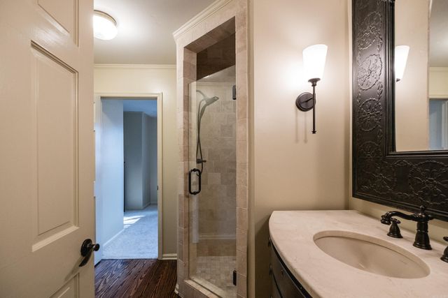 2 Longlea Drive, Little Rock, AR 72212