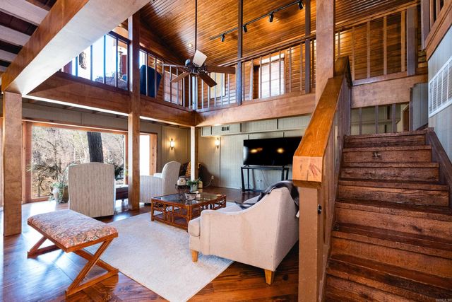 2 Longlea Drive, Little Rock, AR 72212