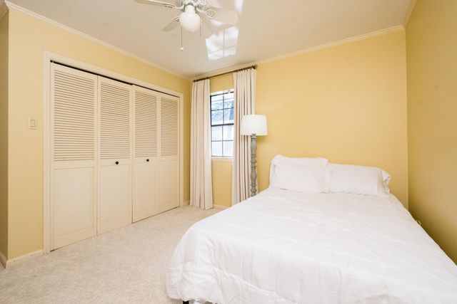 2 Longlea Drive, Little Rock, AR 72212