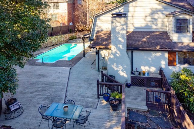 2 Longlea Drive, Little Rock, AR 72212