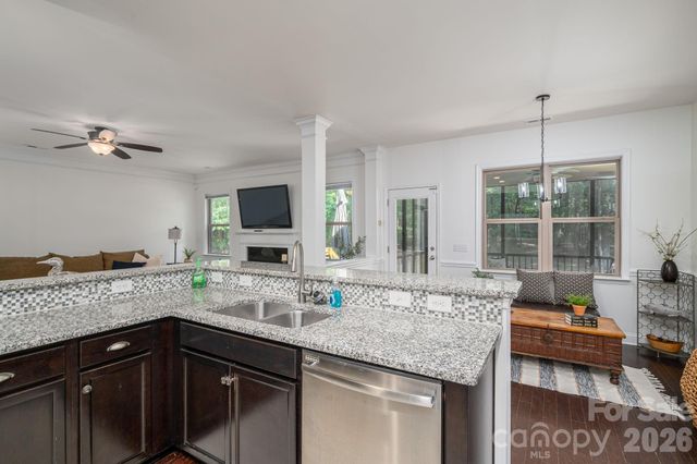 227 Bay Shore Drive, Belmont, NC 28012