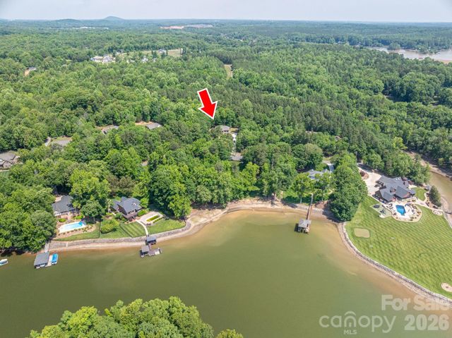 227 Bay Shore Drive, Belmont, NC 28012