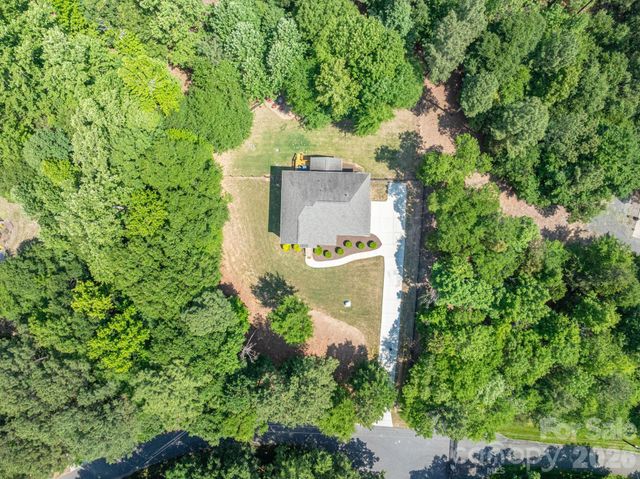 227 Bay Shore Drive, Belmont, NC 28012