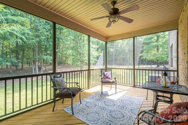 227 Bay Shore Drive, Belmont, NC 28012