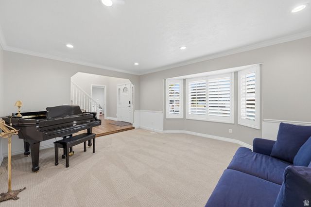 9483 S OVERLEIGH CT, South Jordan, UT 84095