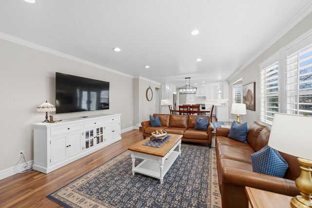 9483 S OVERLEIGH CT, South Jordan, UT 84095