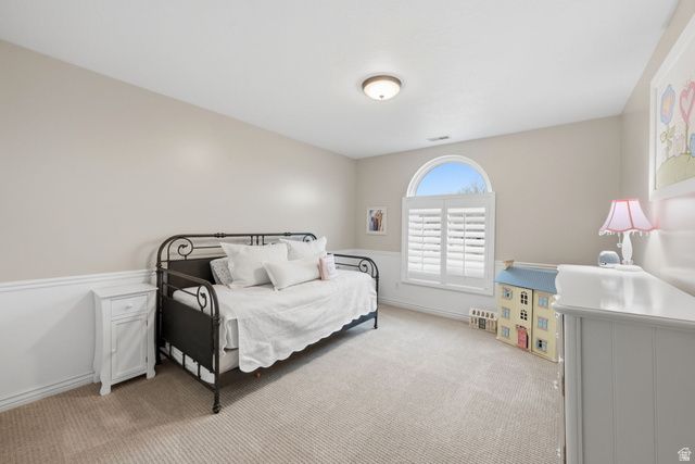 9483 S OVERLEIGH CT, South Jordan, UT 84095