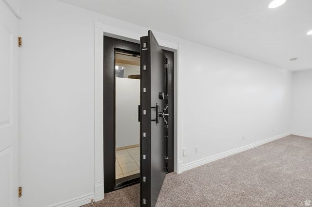 9483 S OVERLEIGH CT, South Jordan, UT 84095