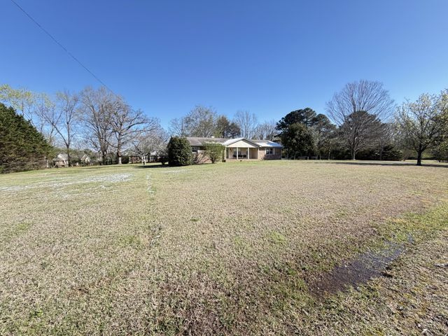 101 Royal Oak Dr, Winchester, TN 37398