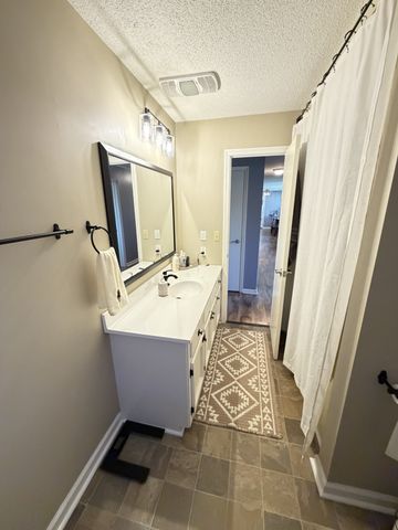 101 Royal Oak Dr, Winchester, TN 37398