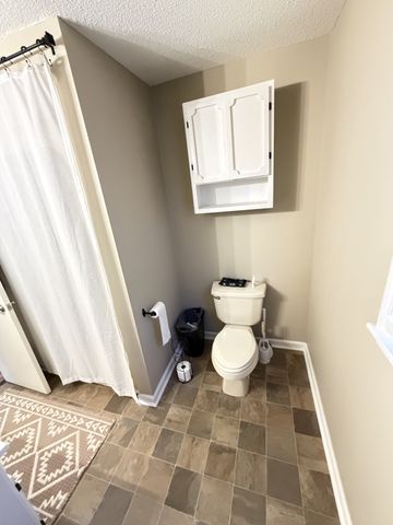 101 Royal Oak Dr, Winchester, TN 37398