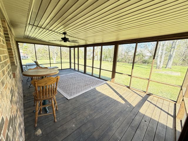 101 Royal Oak Dr, Winchester, TN 37398