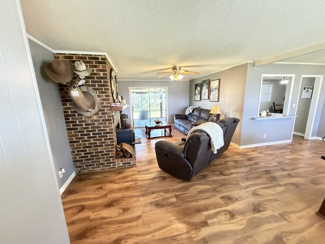 101 Royal Oak Dr, Winchester, TN 37398