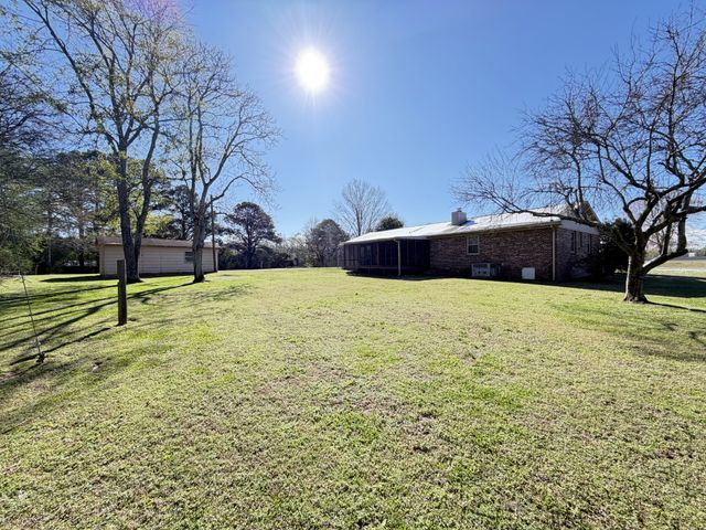 101 Royal Oak Dr, Winchester, TN 37398