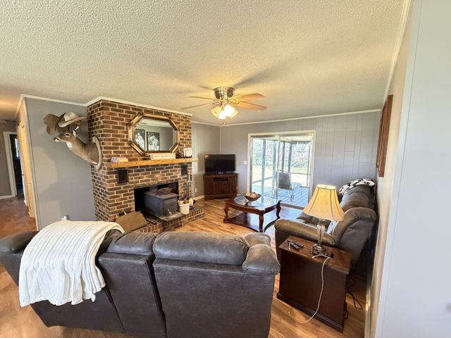 101 Royal Oak Dr, Winchester, TN 37398